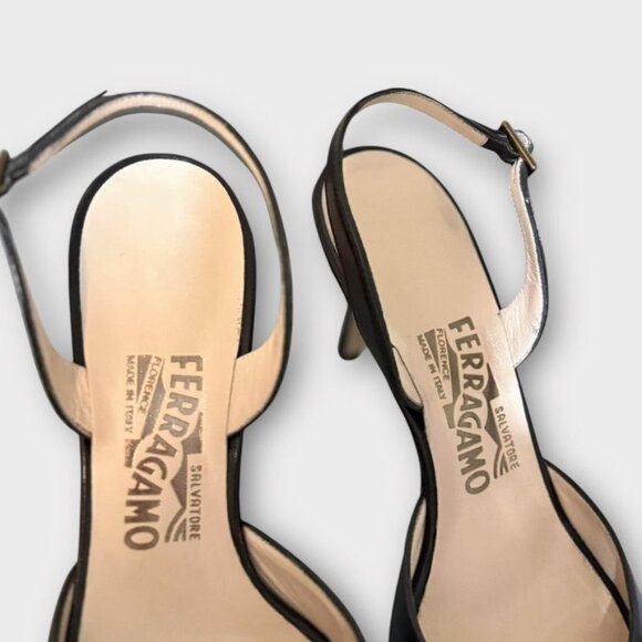 Salvatore Ferragamo Black Leather Bow Slingback Sandals 7M Peep Toe Retro Classy - Picture 5 of 11
